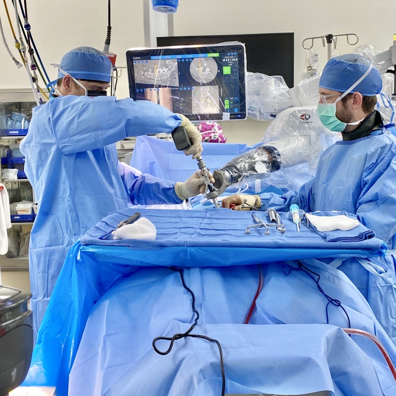 Globus Excelcius Arm Fountain Smith 2