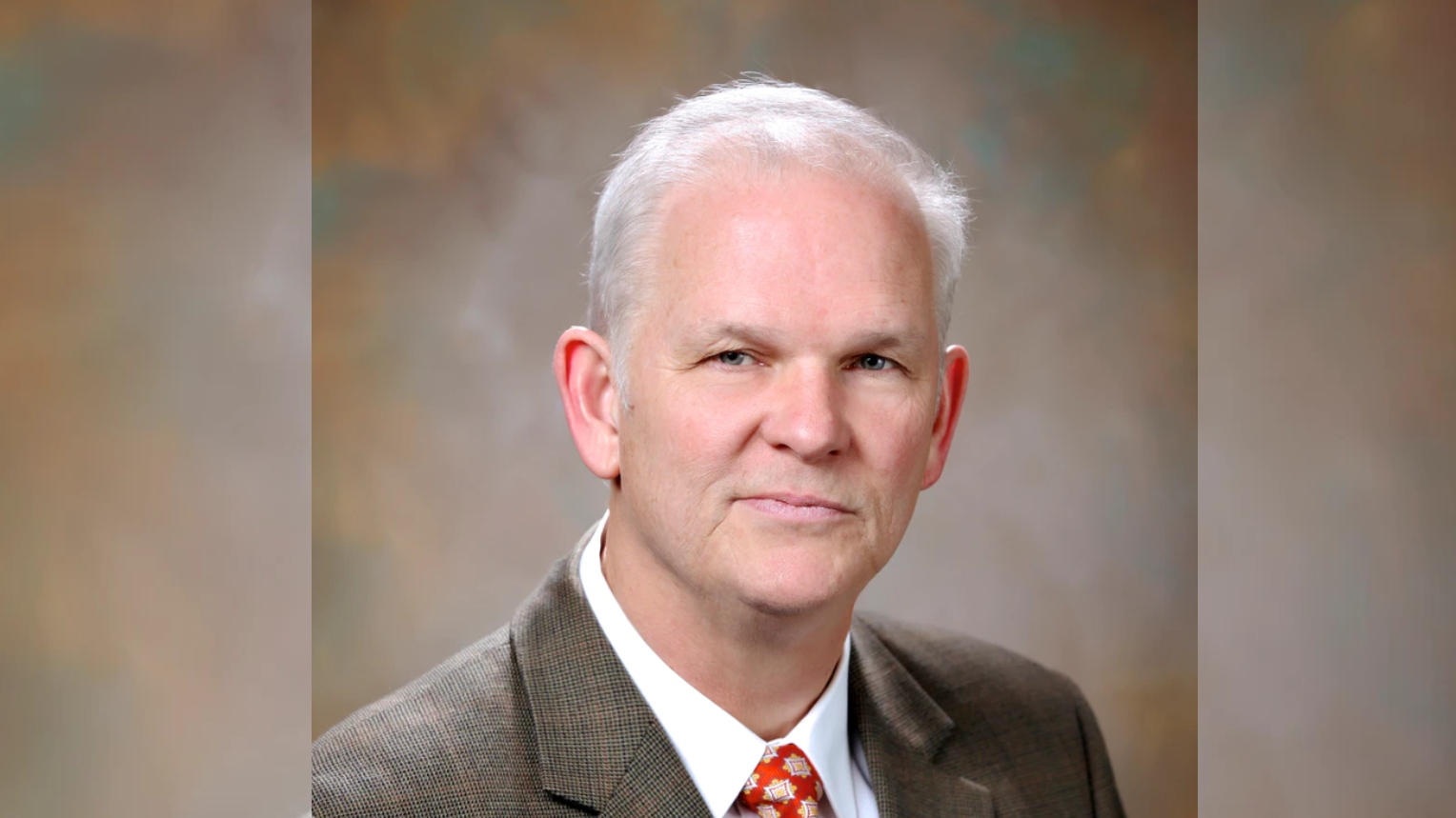 Robertson Jon headshot