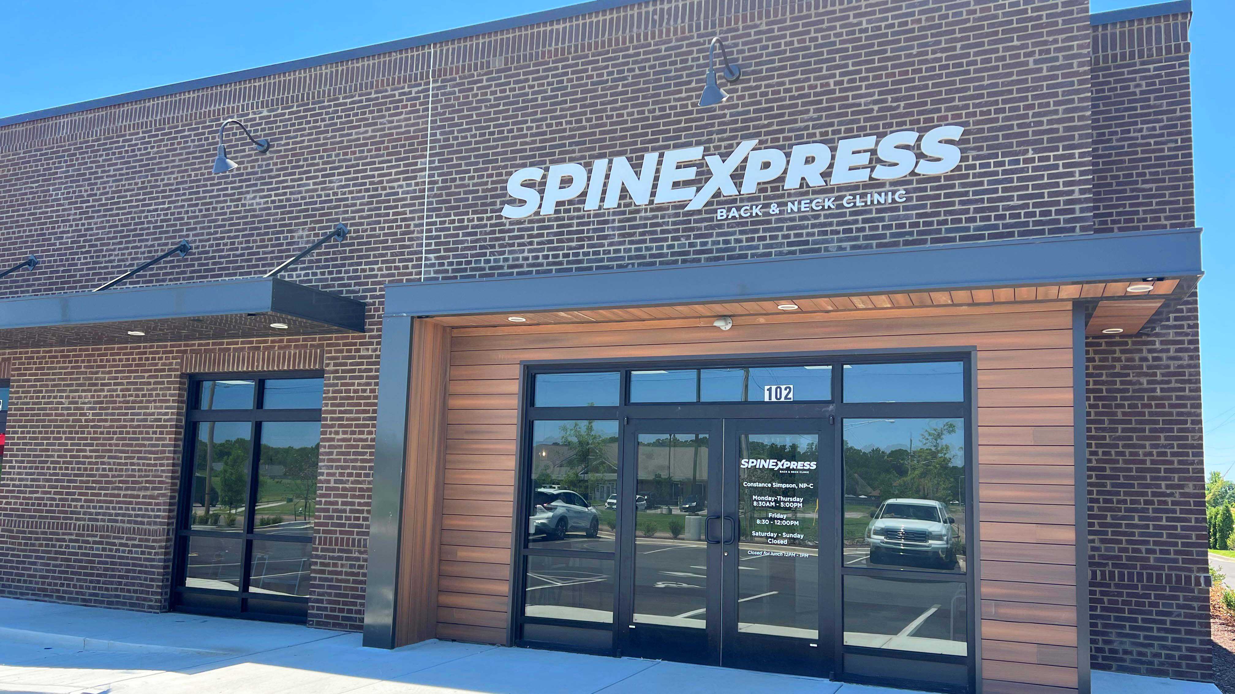Spine Xpress Exterior square